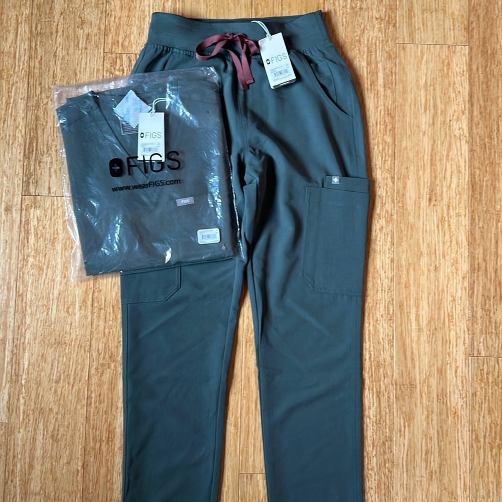 NWT FIGS set
